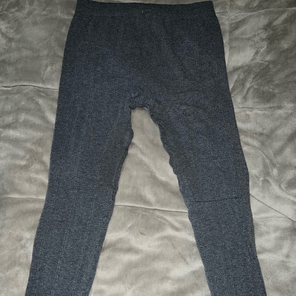 Grey cable leggings